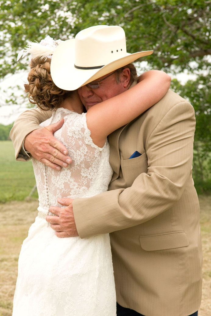 daddy daughter hug father daughter dance